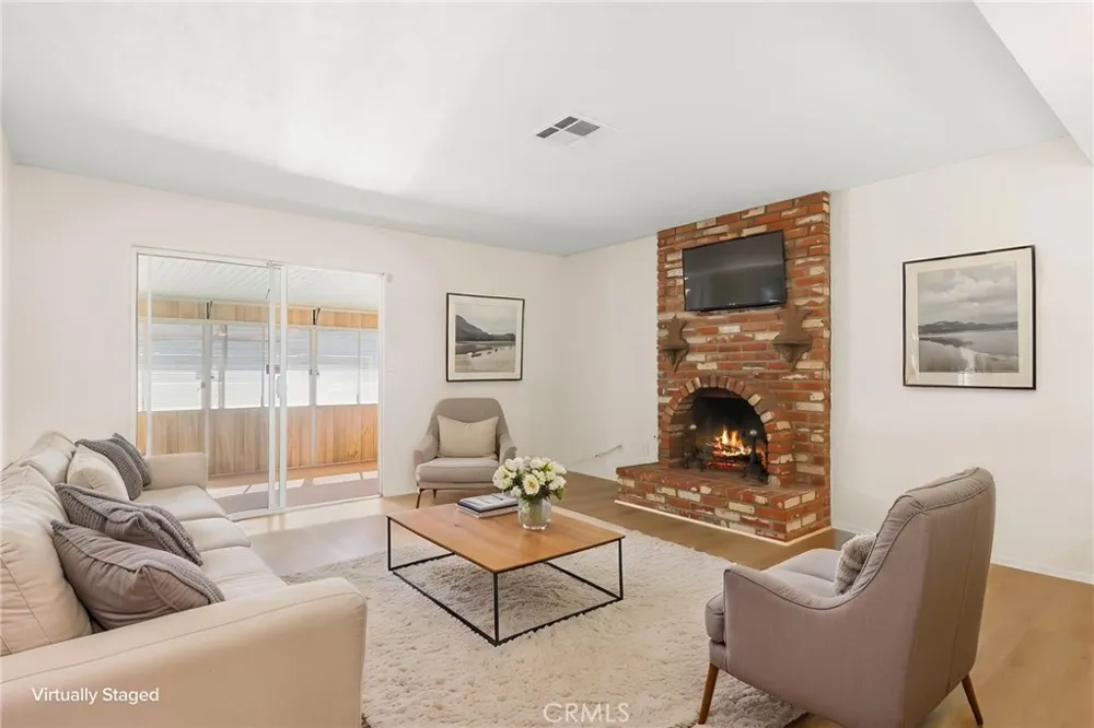 13689 Sarah Street Yucaipa, CA 92399