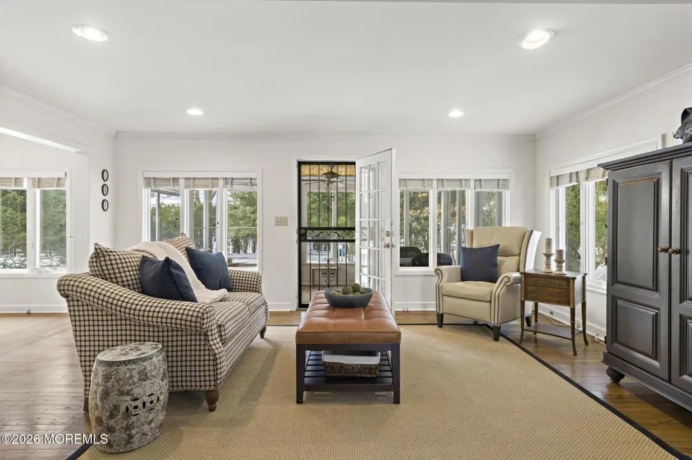 606 Bridlemere Avenue Interlaken, NJ 07712