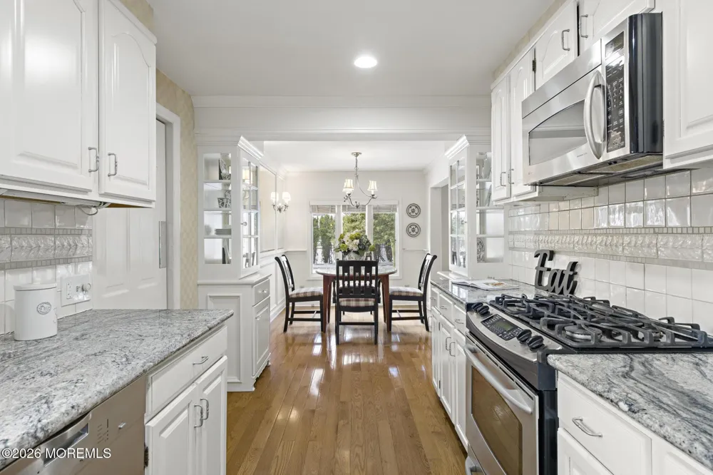 606 Bridlemere Avenue Interlaken, NJ 07712