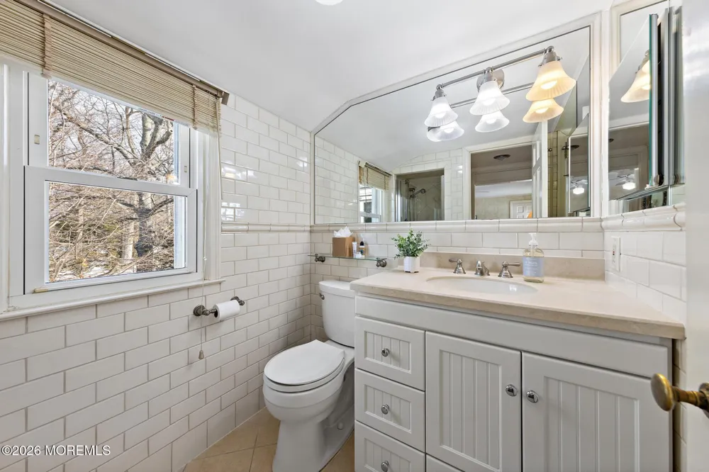 606 Bridlemere Avenue Interlaken, NJ 07712