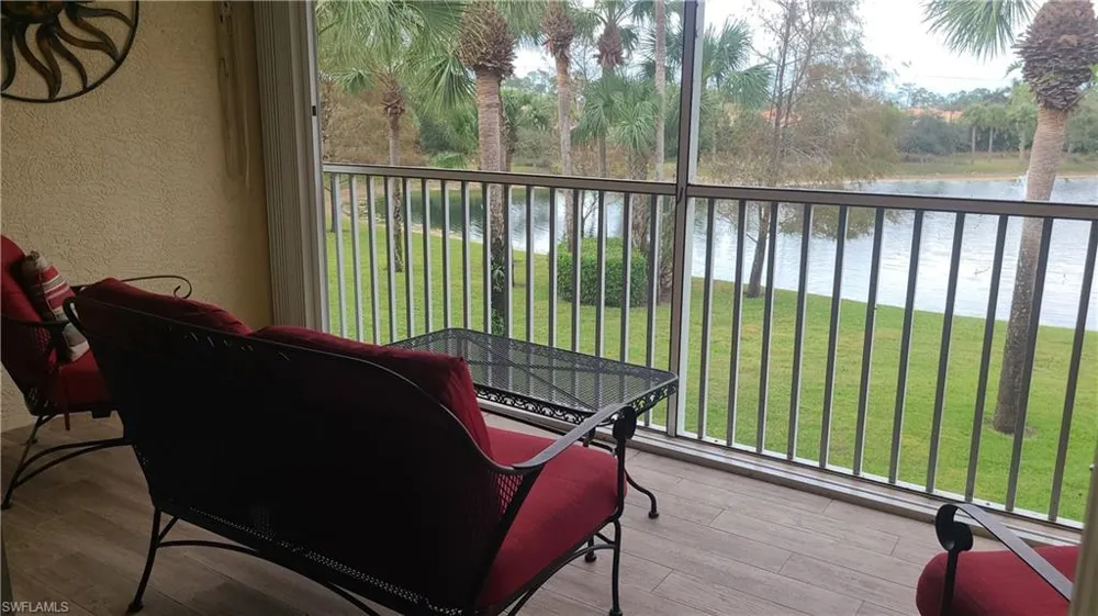 445 Robin Hood Circle #201 Naples, FL 34104