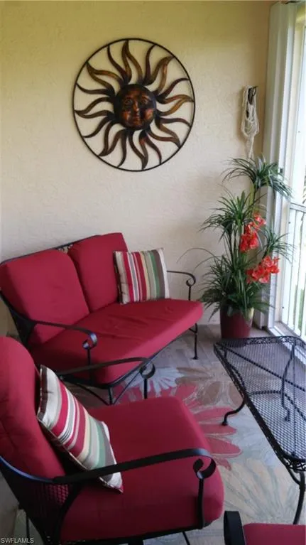 445 Robin Hood Circle #201 Naples, FL 34104