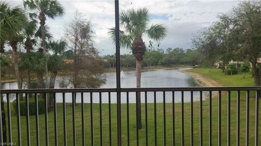 445 Robin Hood Circle #201 Naples, FL 34104
