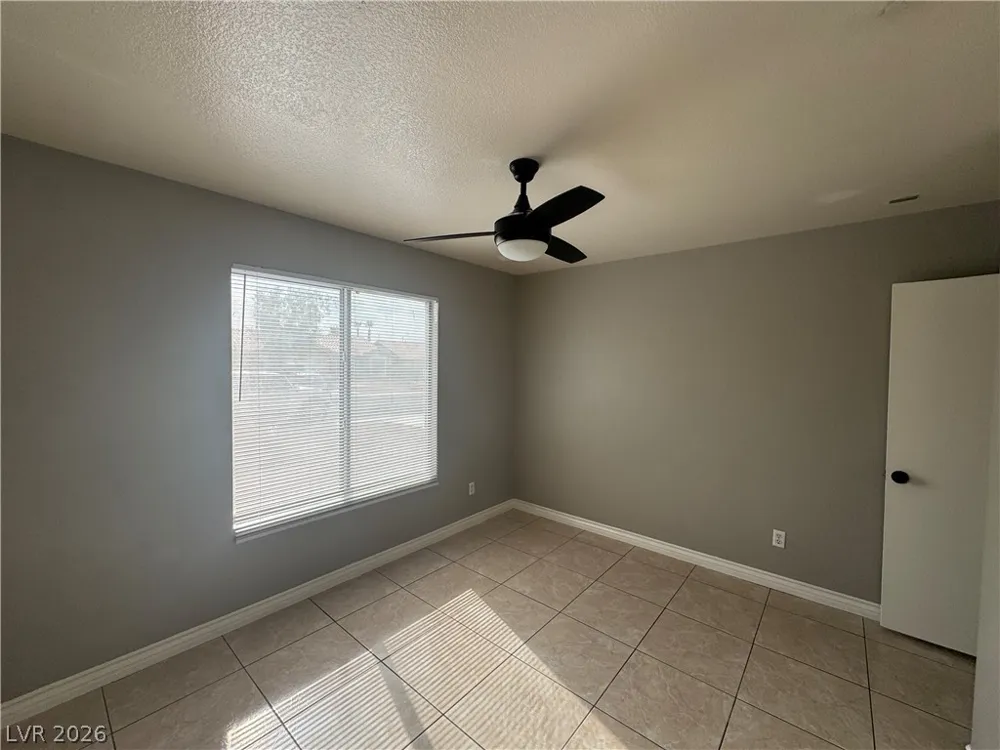5033 Vista Del Rancho Way North Las Vegas, NV 89031