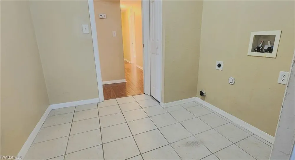 1302 SW 11th Street Cape Coral, FL 33991