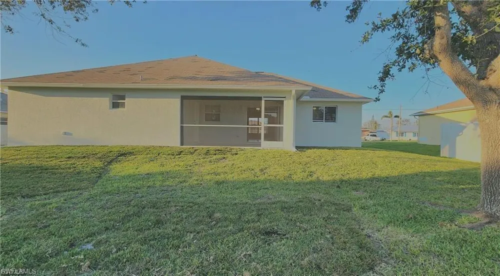 1302 SW 11th Street Cape Coral, FL 33991