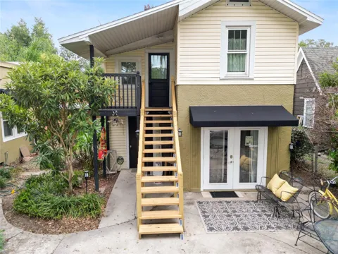 1157 E EDGEWOOD DRIVE #C