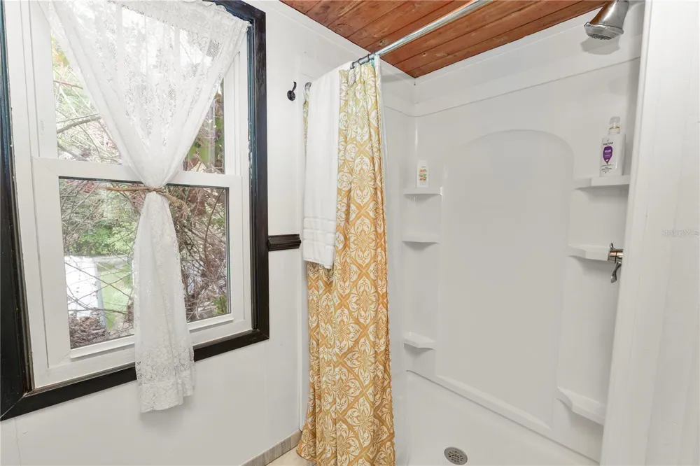 1157 E EDGEWOOD DRIVE #C Lakeland, FL 33803