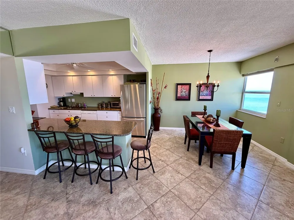 1700 BENJAMIN FRANKLIN DRIVE #9E Sarasota, FL 34236