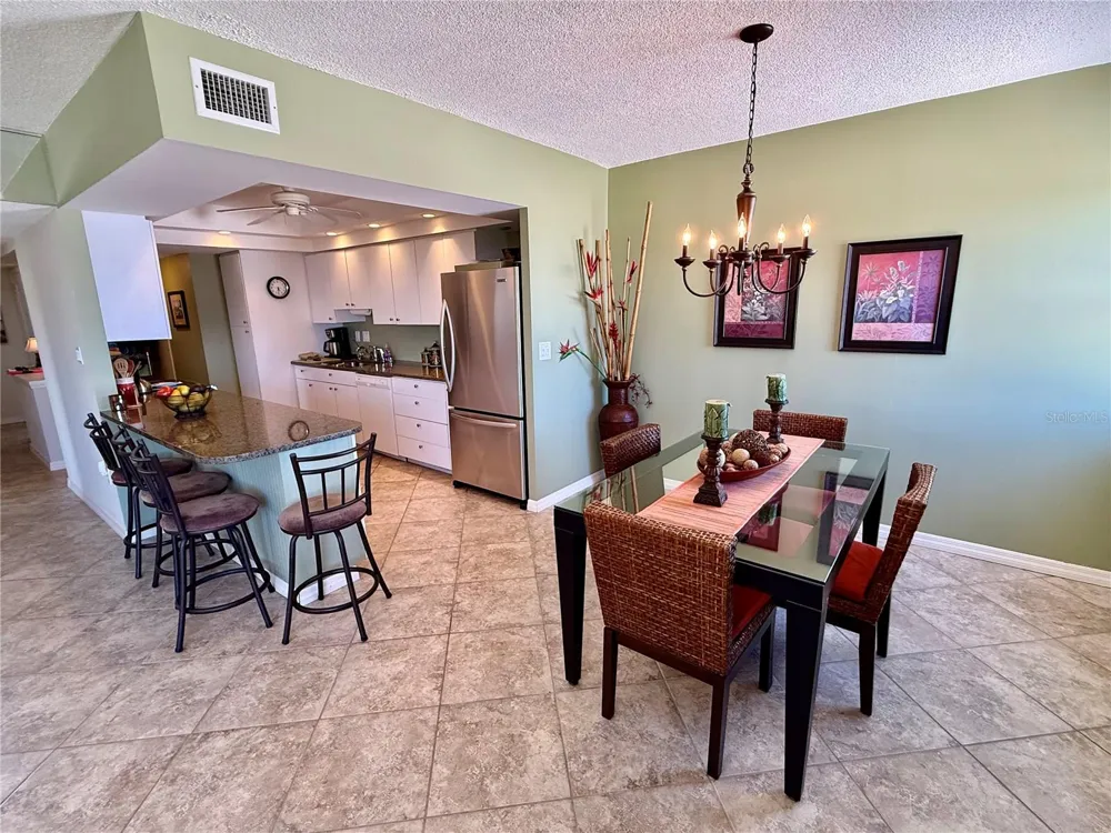1700 BENJAMIN FRANKLIN DRIVE #9E Sarasota, FL 34236