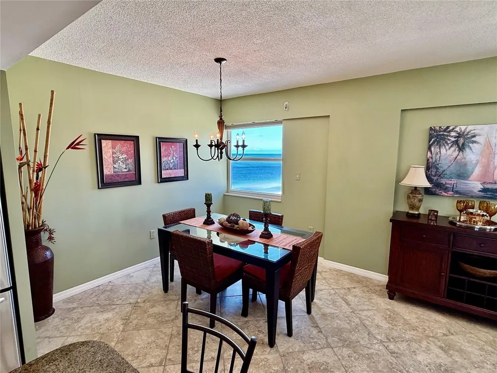 1700 BENJAMIN FRANKLIN DRIVE #9E Sarasota, FL 34236