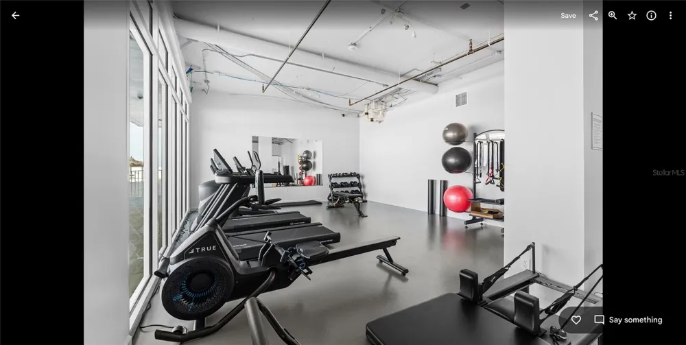 1700 BENJAMIN FRANKLIN DRIVE #9E Sarasota, FL 34236