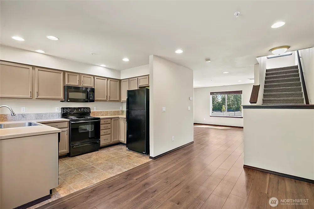 17707 79th Avenue Ct E #18 Puyallup, WA 98375