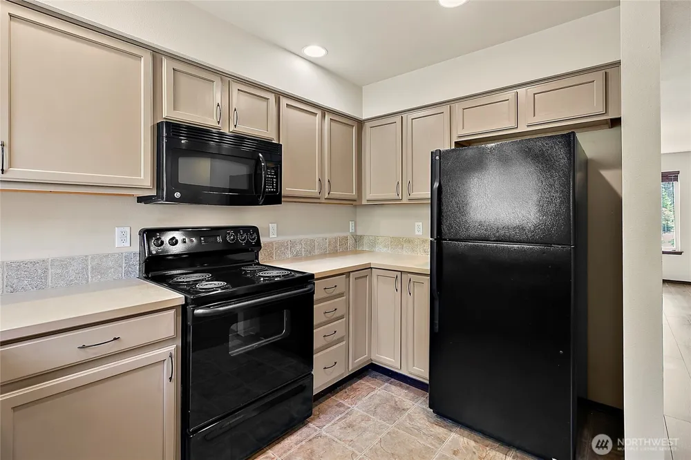 17707 79th Avenue Ct E #18 Puyallup, WA 98375