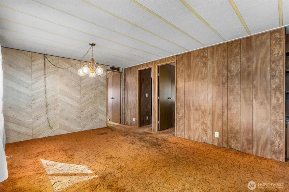 18005 Robinson Lane SW Rochester, WA 98579