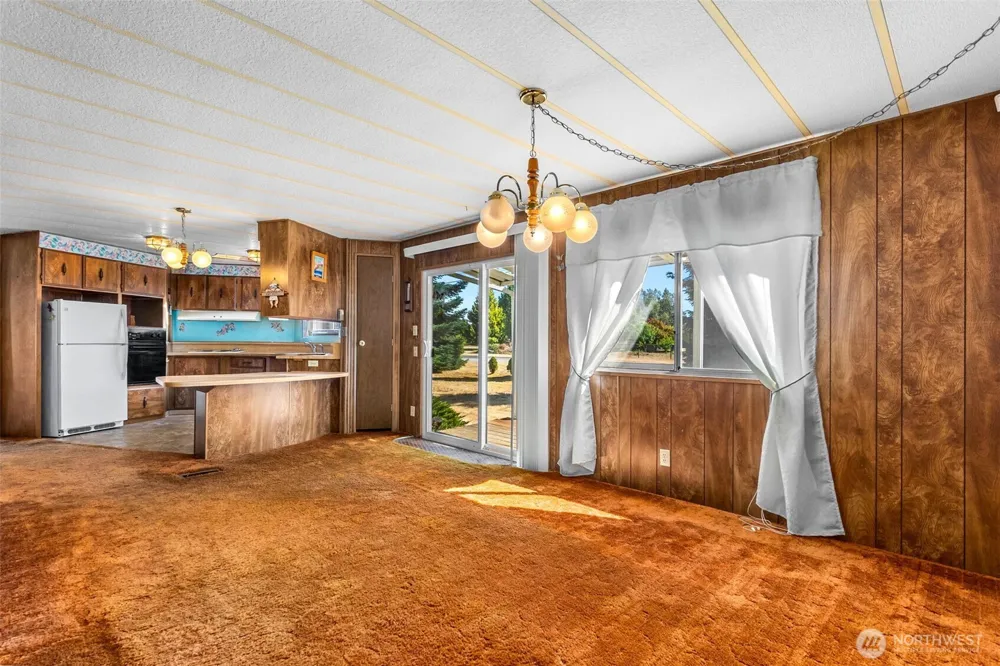 18005 Robinson Lane SW Rochester, WA 98579