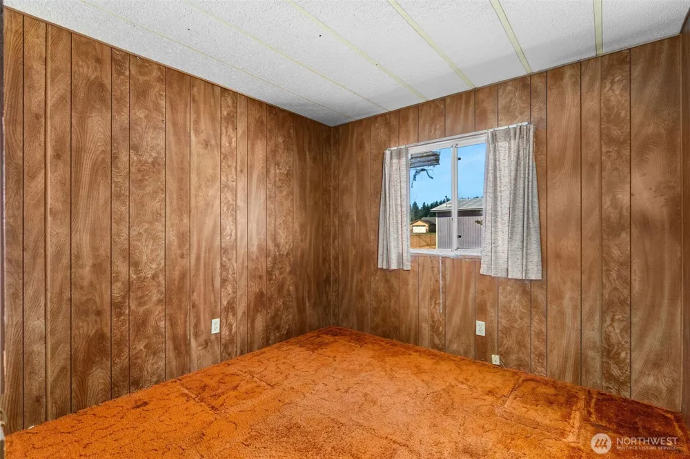 18005 Robinson Lane SW Rochester, WA 98579
