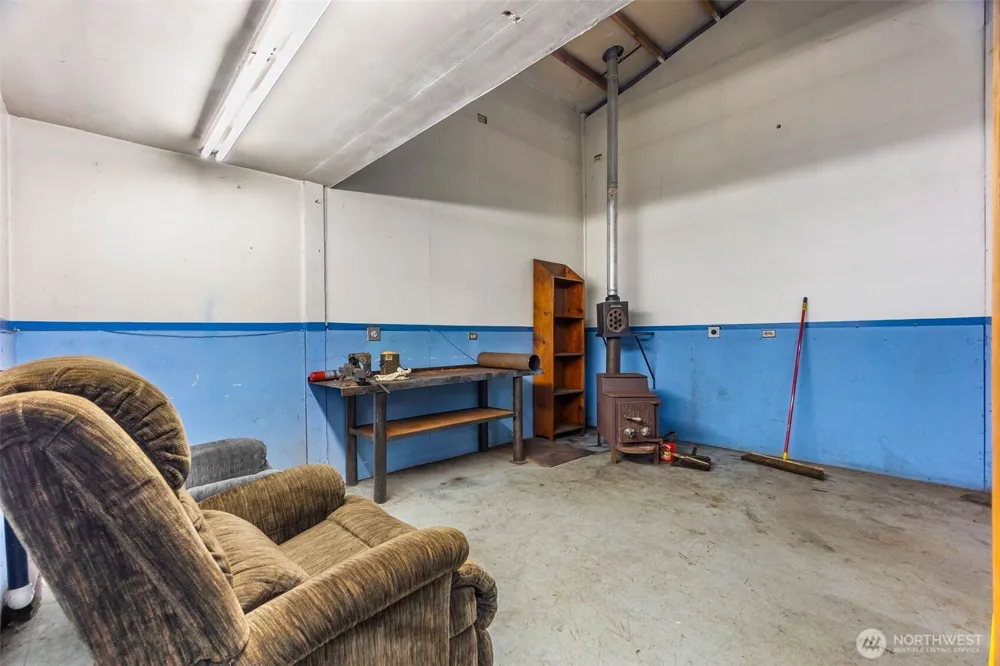 18005 Robinson Lane SW Rochester, WA 98579