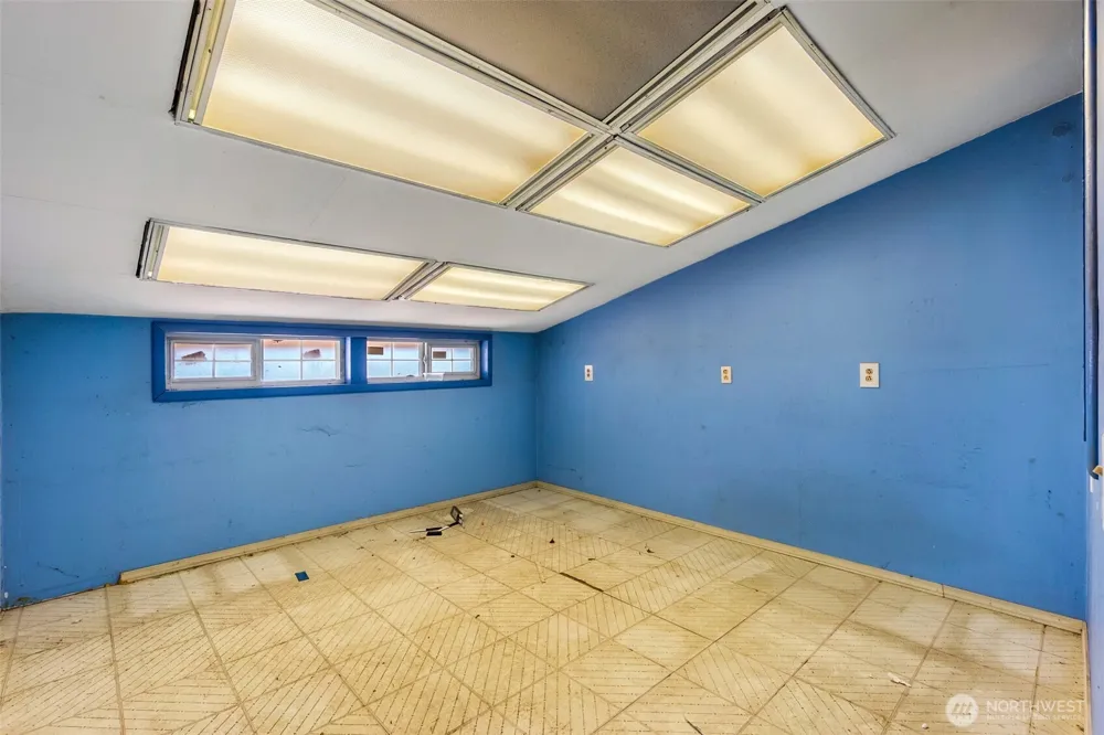 18005 Robinson Lane SW Rochester, WA 98579