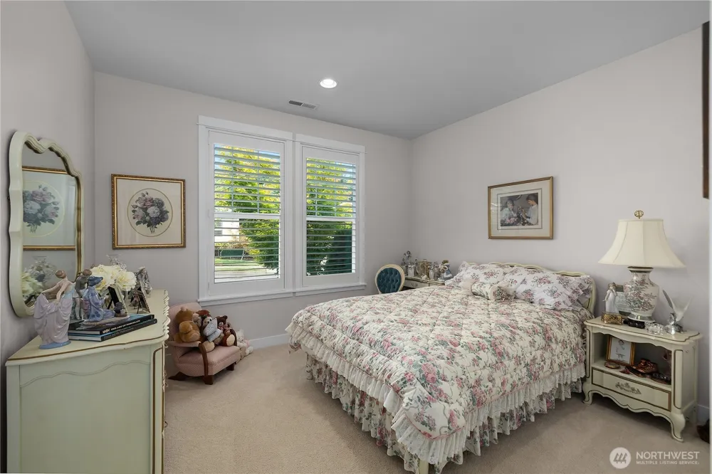 4802 Meriwood Drive NE Lacey, WA 98516