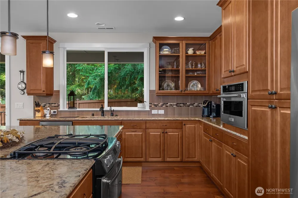 4802 Meriwood Drive NE Lacey, WA 98516