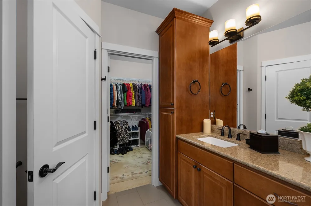 4802 Meriwood Drive NE Lacey, WA 98516