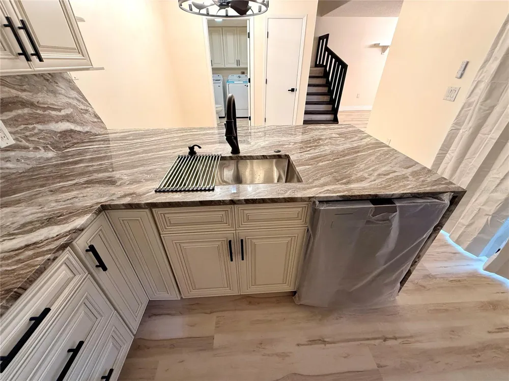 2747 5TH CT Palm Harbor, FL 34684