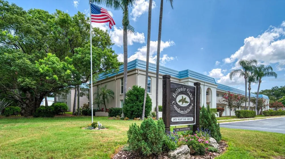 1975 W BAY DRIVE #109 Largo, FL 33770