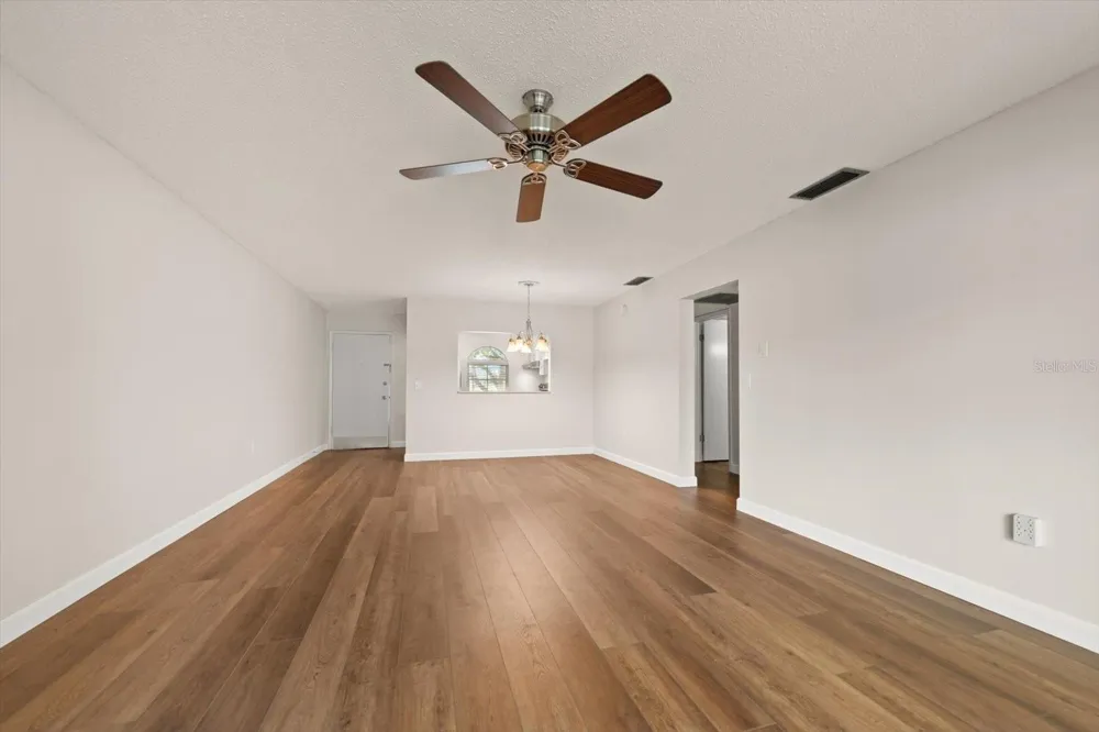 1975 W BAY DRIVE #109 Largo, FL 33770