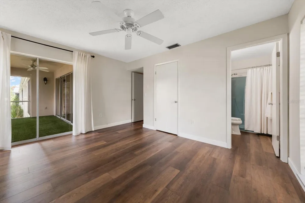 1975 W BAY DRIVE #109 Largo, FL 33770