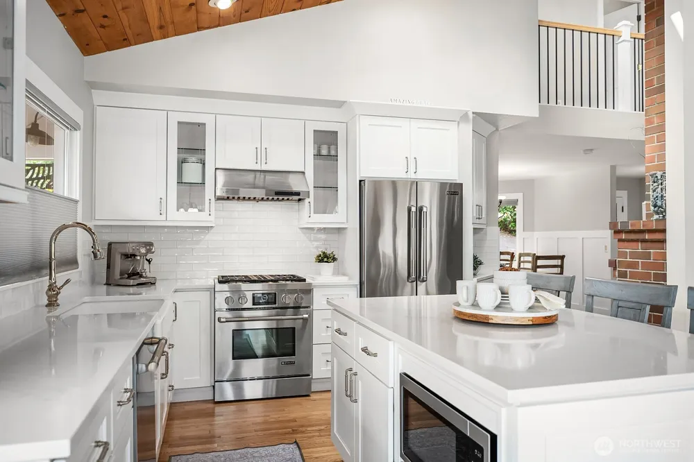 1718 292nd Place NE Carnation, WA 98014