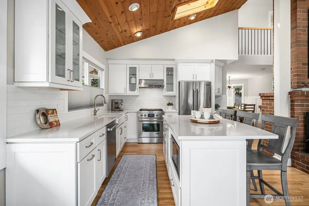1718 292nd Place NE Carnation, WA 98014