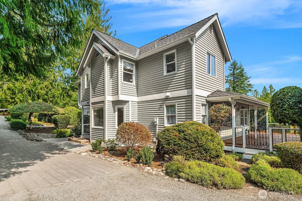 1718 292nd Place NE Carnation, WA 98014