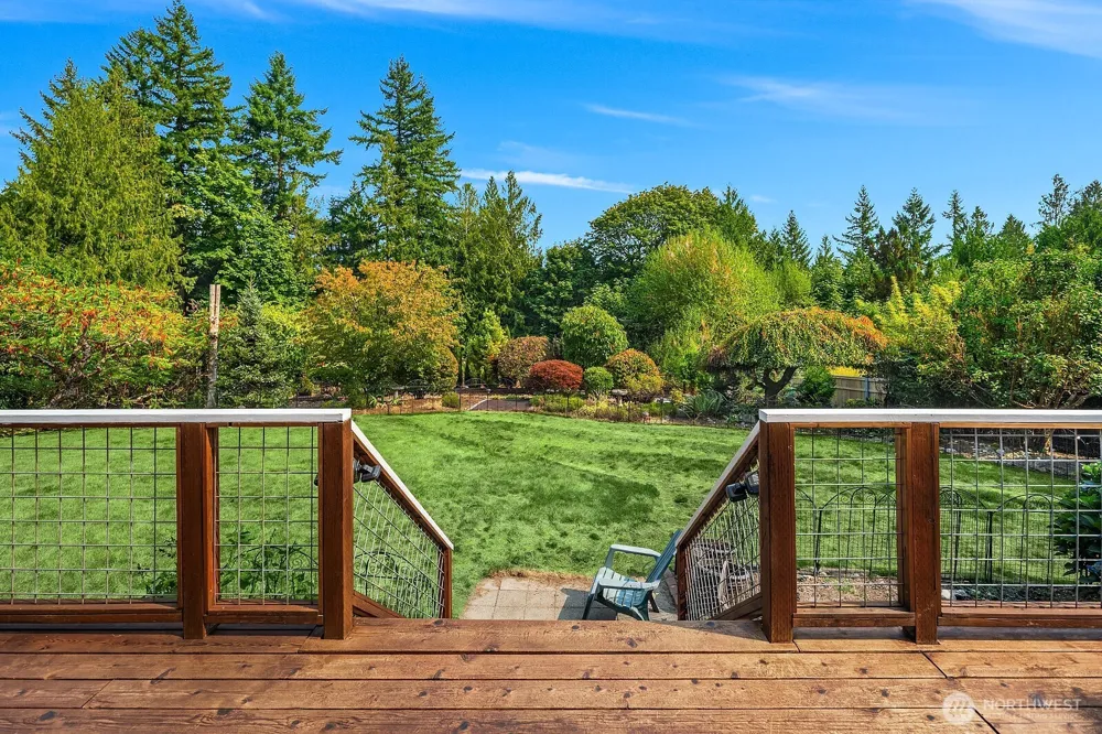 1718 292nd Place NE Carnation, WA 98014