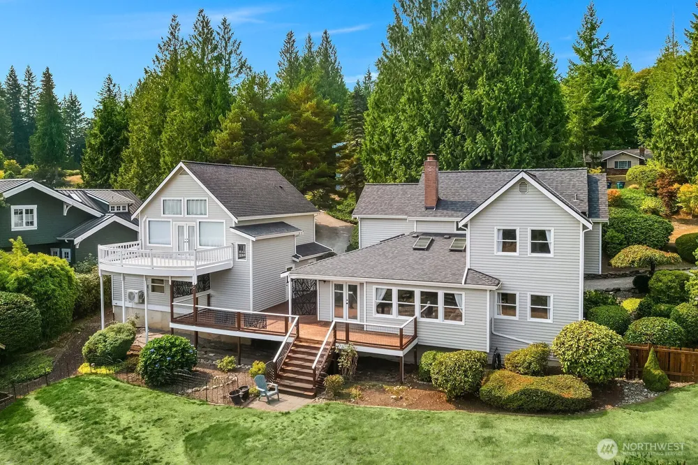 1718 292nd Place NE Carnation, WA 98014