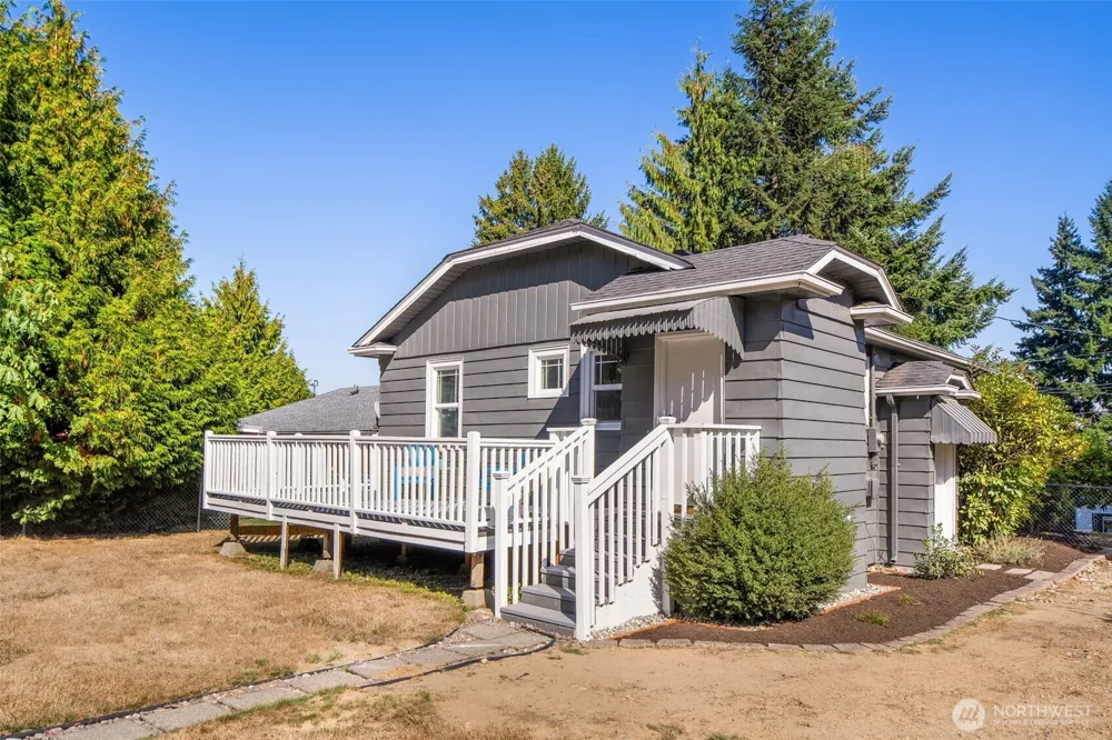 5620 Wetmore Avenue #A Everett, WA 98203