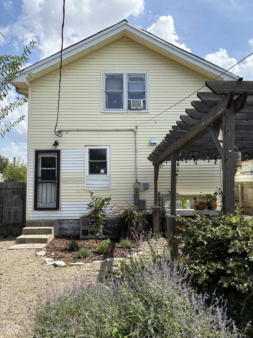 2330 Winthrop Avenue Indianapolis, IN 46205