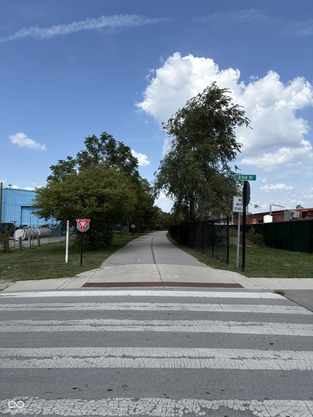 2330 Winthrop Avenue Indianapolis, IN 46205