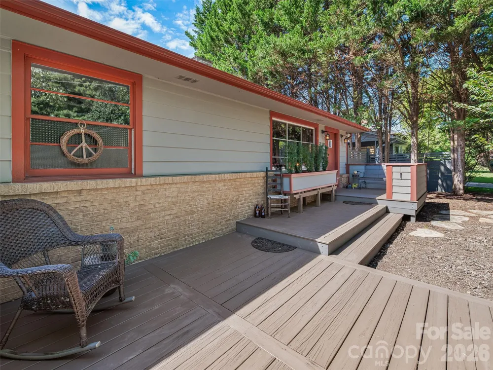 30 Maney Avenue Asheville, NC 28804
