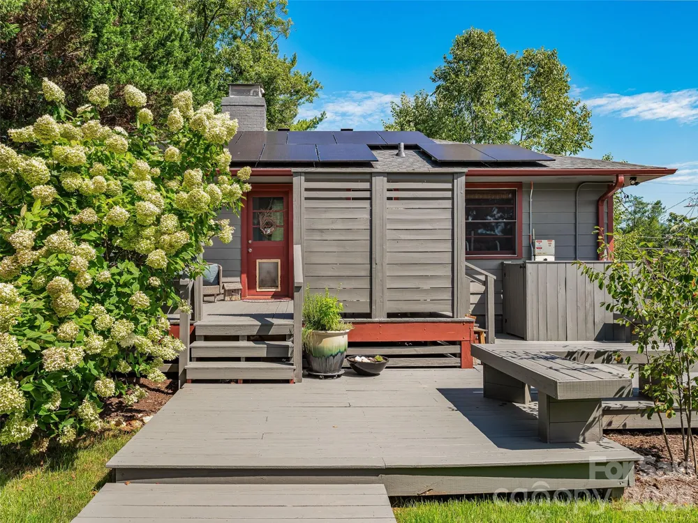 30 Maney Avenue Asheville, NC 28804