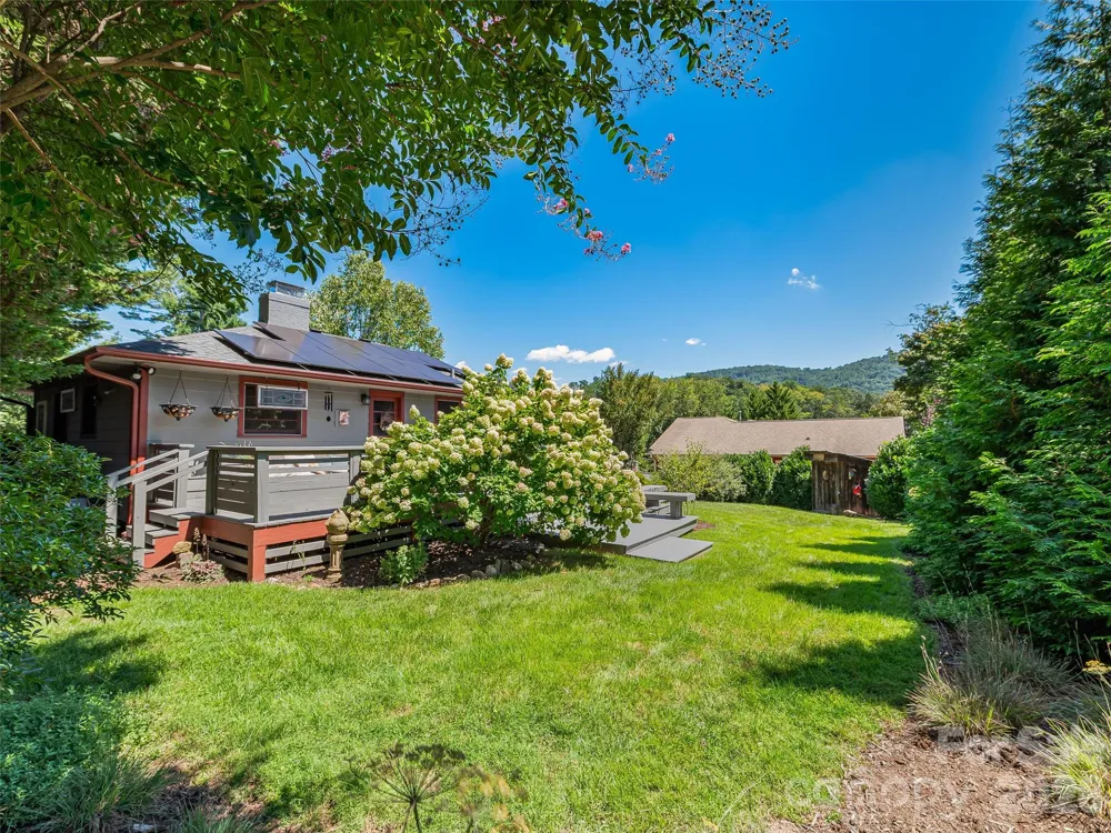 30 Maney Avenue Asheville, NC 28804