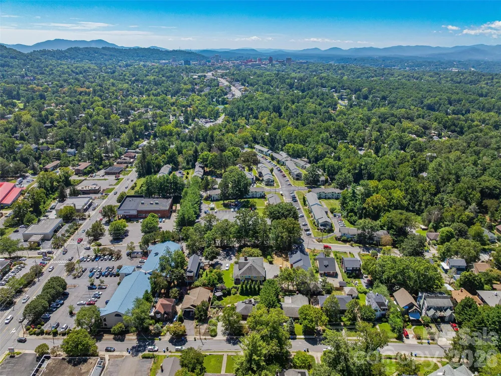 30 Maney Avenue Asheville, NC 28804