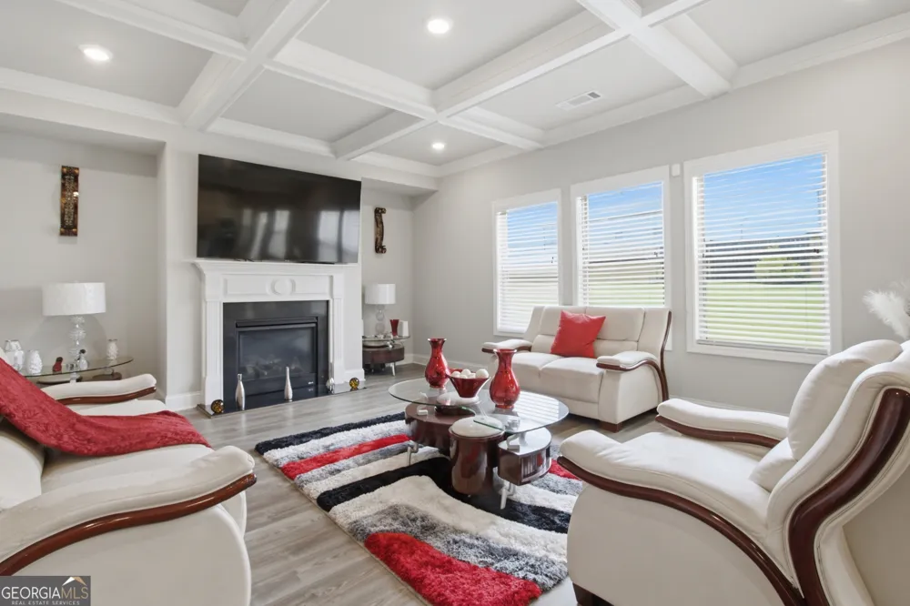 114 Henson Farm DR Loganville, GA 30052