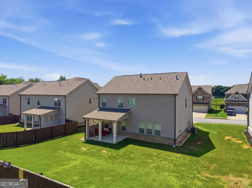 114 Henson Farm DR Loganville, GA 30052
