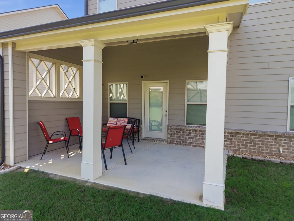 114 Henson Farm DR Loganville, GA 30052