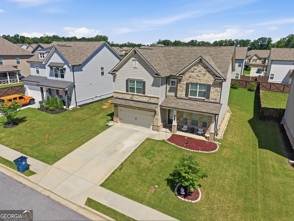 114 Henson Farm DR Loganville, GA 30052