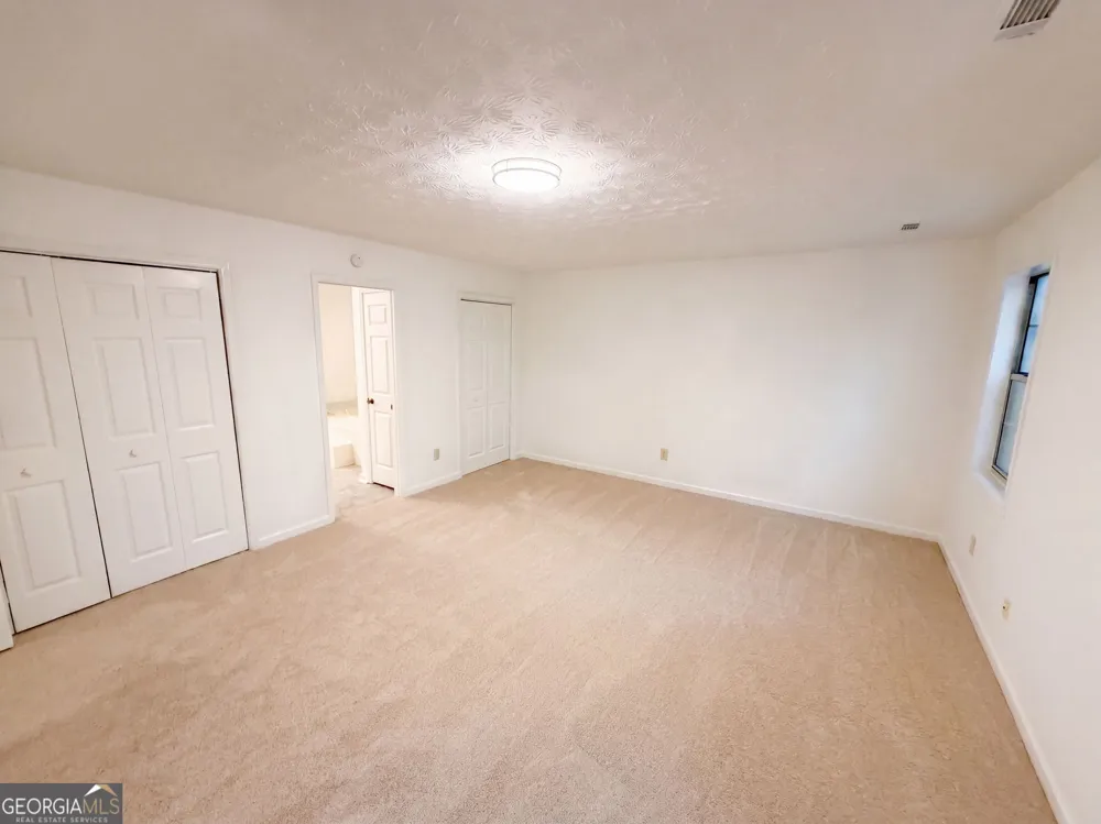 17 Dover TRL Peachtree City, GA 30269