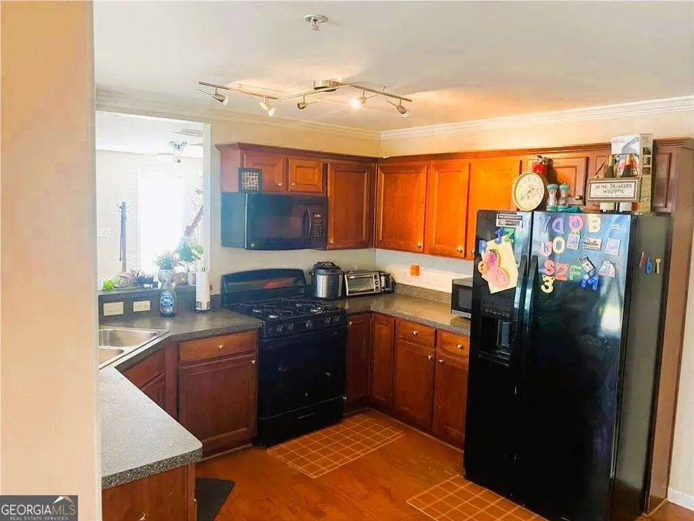 294 Balaban CIR Woodstock, GA 30188