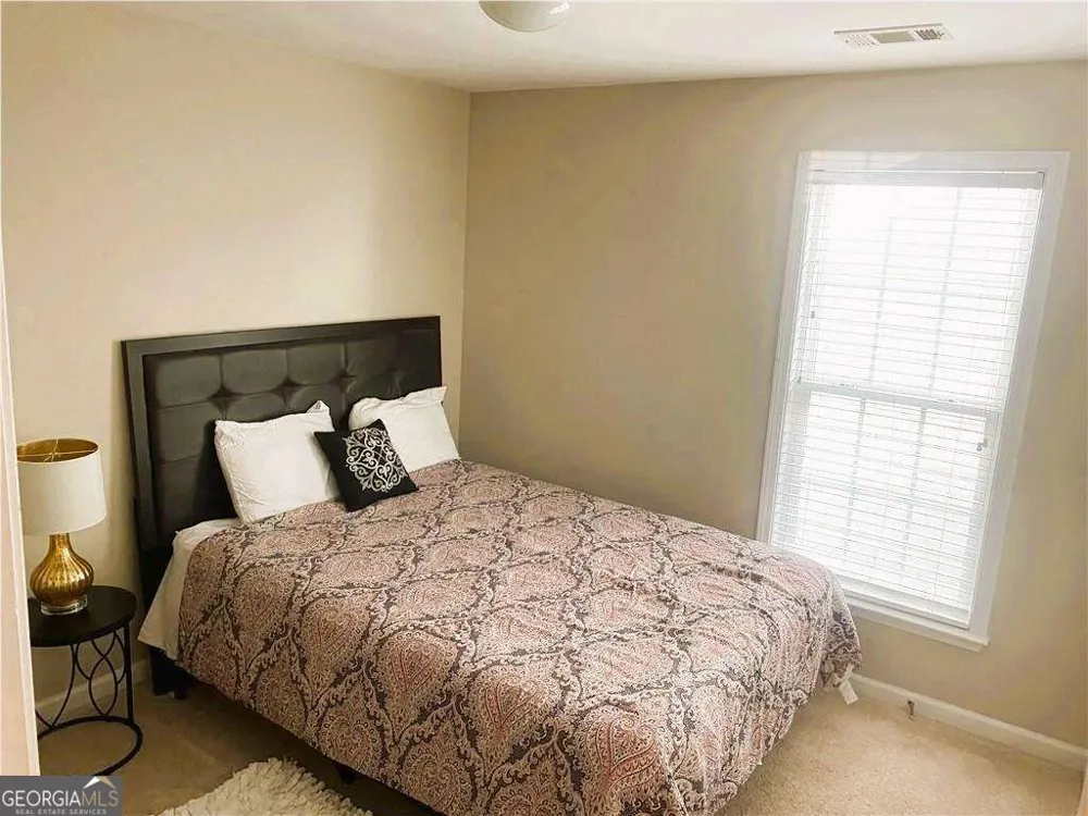 294 Balaban CIR Woodstock, GA 30188