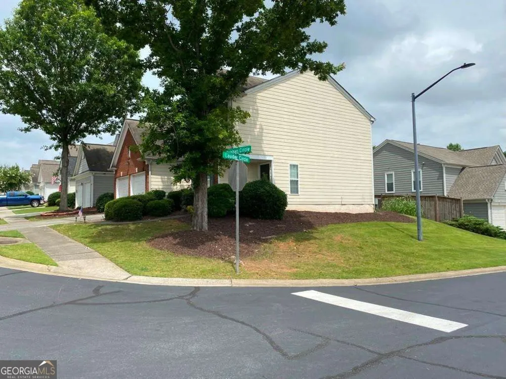 294 Balaban CIR Woodstock, GA 30188